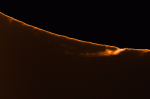 SUN_2013-05-15_flares_02.gif