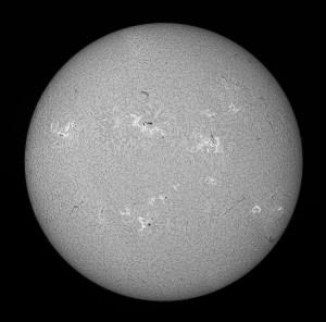 SUN_2013-05-16_1224UT_RS_bw.jpg