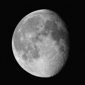 Księżyc 26.07.2013r_ED80F1080_3d6h po pełni..jpg