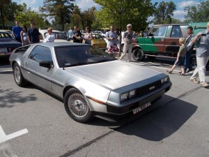 SŁAWNY DELOREAN.JPG