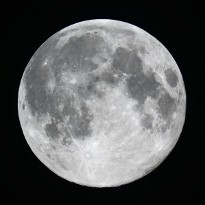 Super Księżyc 4h po pełni_10.08.2014r_23.39cwe_SW90F900_LumixG3_50%....jpg