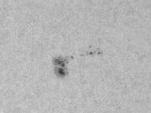 AR 2202_2.11.2014r_09.05UT_SW90F2200_ASI 120MM_UV.IRcut_SolCont.jpg