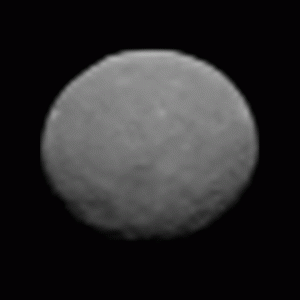 Tajemnicza biała plama na powierzchni planety karłowatej Ceres.gif