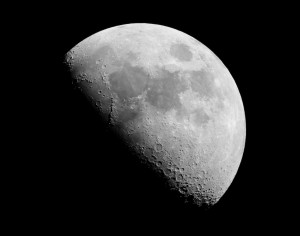Moon 2 maja Synta.jpg