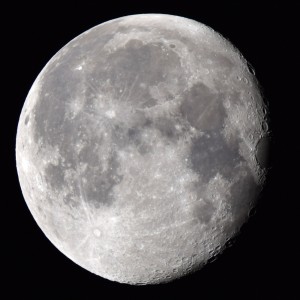 moon.jpg