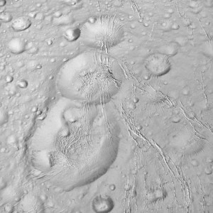 Zdjęcia bieguna północnego Enceladusa już są3.jpg