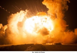 EKSPLOZJA RAKIETY ORBITAL ATK ANTARES 2.jpg