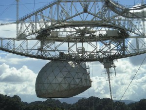 800px-Arecibo_Observatory_Aerial.jpg