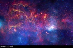 Przełomowy projekt Event Horizon Telescope pozwoli wkrótce sfotografować czarną dziurę 4.jpg