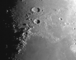 xAristoteles,Eudoxus,Alexander i Kaukaz_5_1.06.2017r_21.57_TS152F2270_ASI120M_H-alpha35nm_105%....jpg