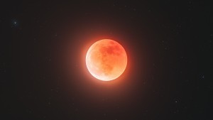 180727-lunareclipse1-4k.jpg