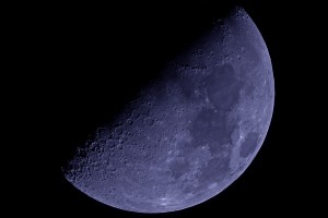 MOON2.jpg