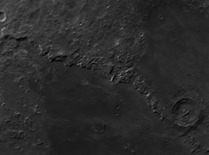 MOON-500-1_15 11-02-13 19-06-11.jpg
