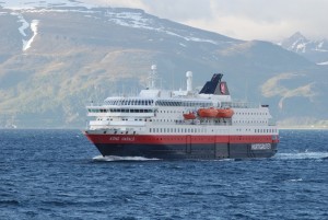 MS-Kong_Harald_Tromso-Skjervoy_0382.JPG